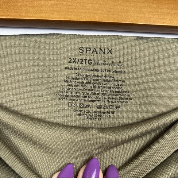 EUC Spanx Look at Me Now Leggings - 2X - Picture 3 of 3